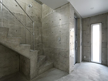 ミニマムな暮らしを叶える「無機質な家」